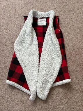 Cozy Sherpa-Lined Red Buffalo Plaid Kids Vest